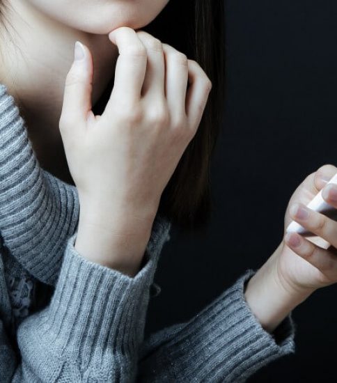 不都合な真実：素性・過去を隠す交際相手